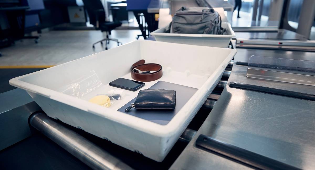 Are Tasers Allowed On Planes?